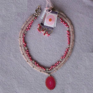 rosequartzpinkpearltriplestrand.jpg
